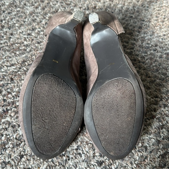Ann Marino High Heel Booties - Open Toe. Size 7.5 - lightly used. Taupe suede. - Picture 3 of 4